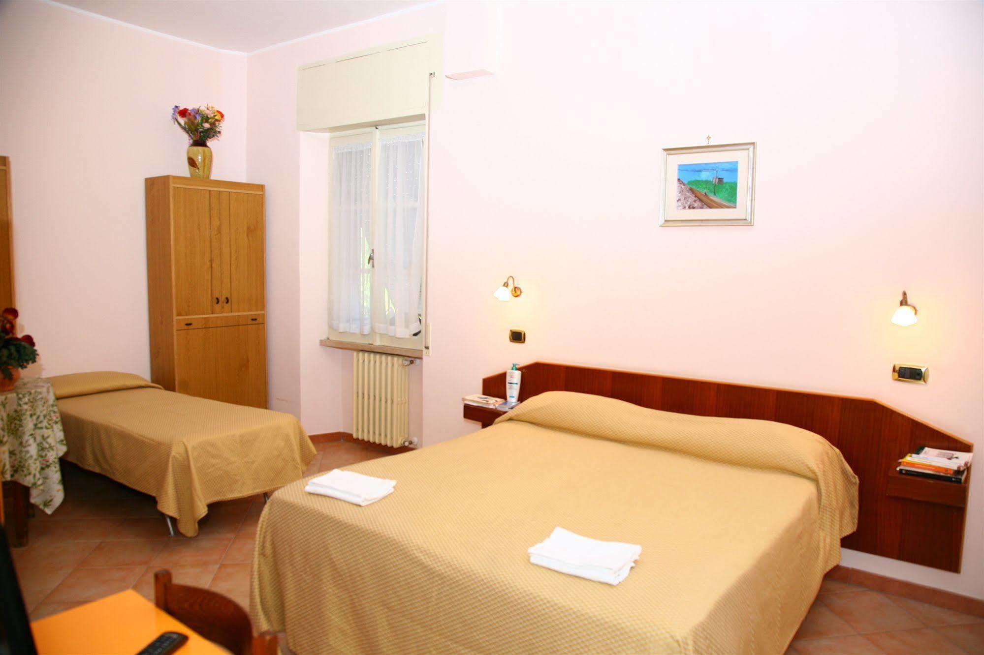 Hotel Eliseo Фиджи Экстерьер фото