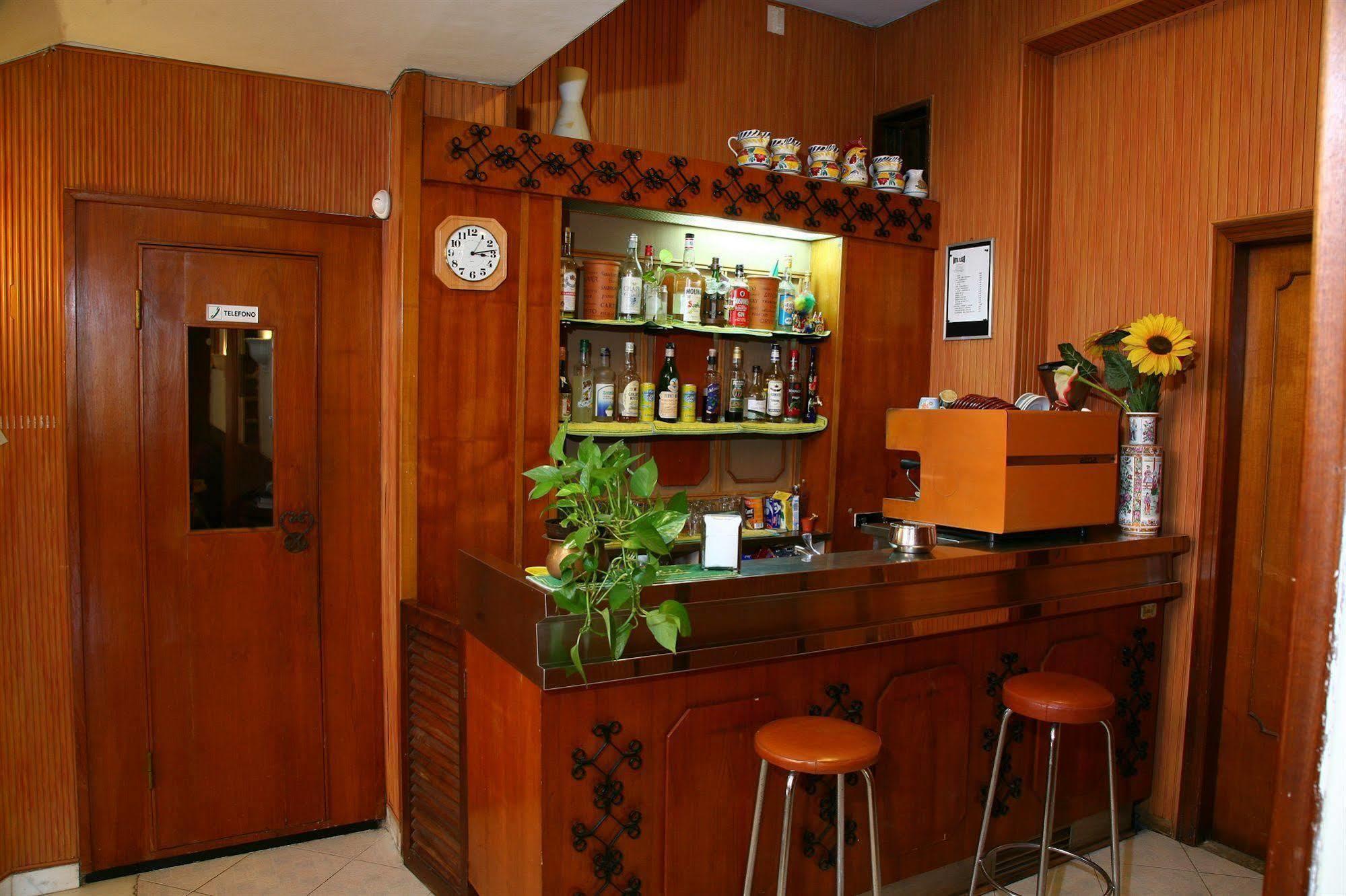 Hotel Eliseo Фиджи Экстерьер фото